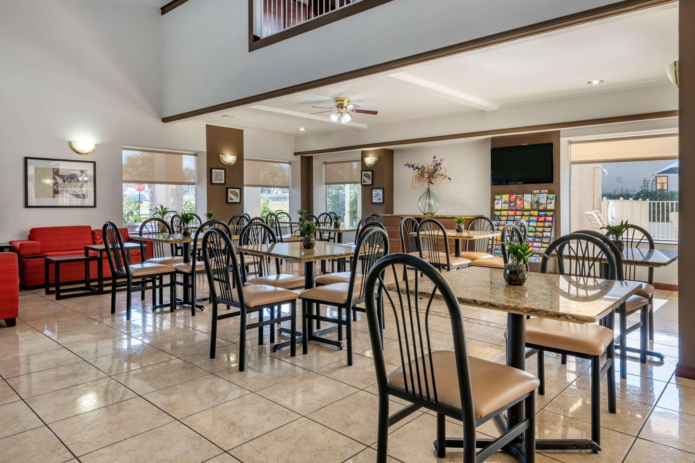 Quality Inn Zephyrhills-Dade City Εξωτερικό φωτογραφία
