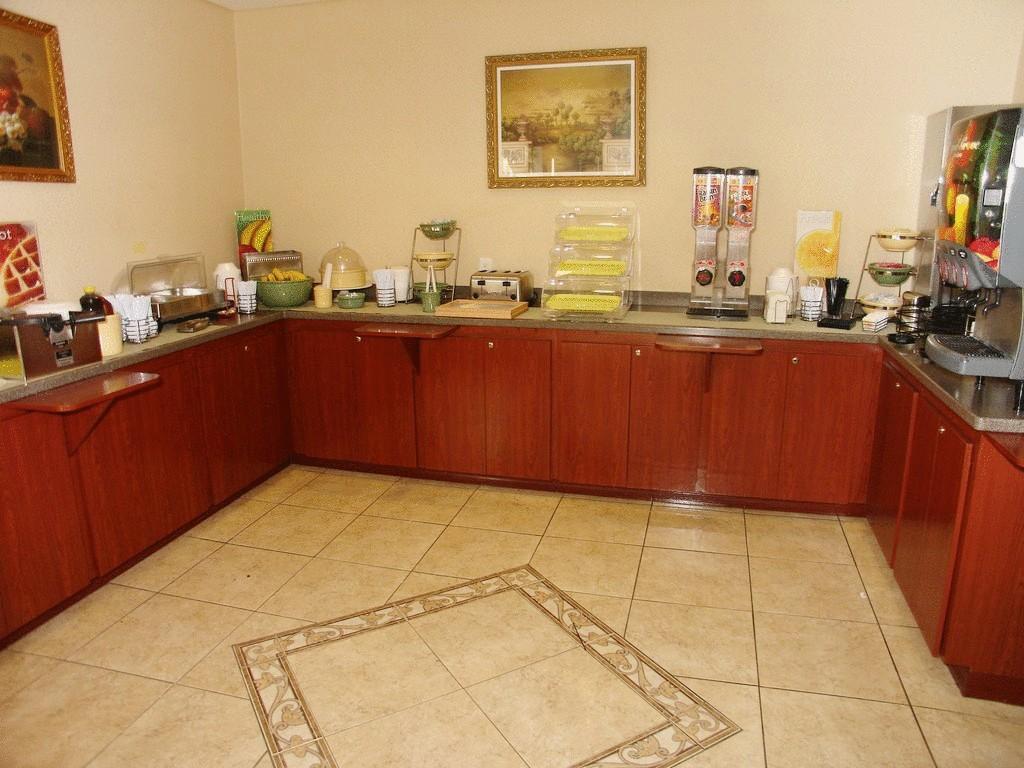 Quality Inn Zephyrhills-Dade City Εξωτερικό φωτογραφία
